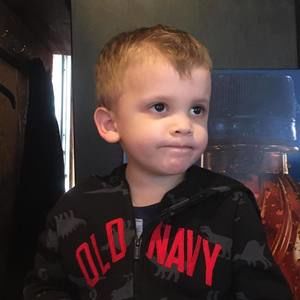 Meet your Posher, Leigh